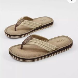 Crevo Mens Tolbert Tan Flip Flops size 11